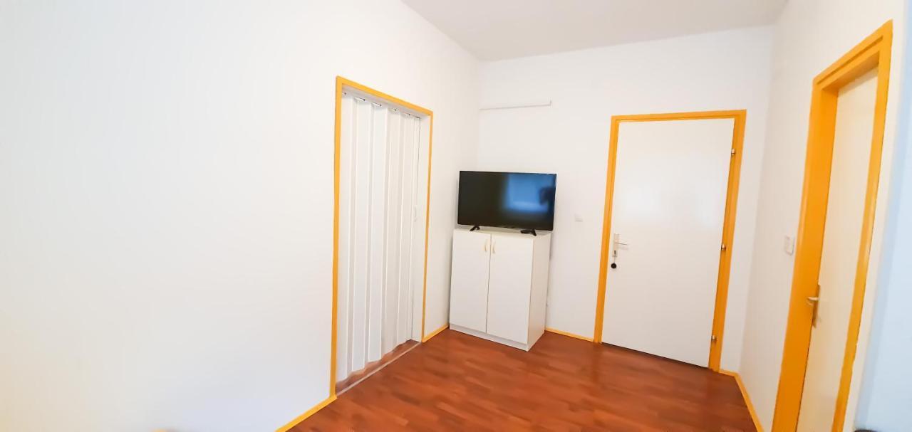Apartment Buco Starigrad Paklenica Buitenkant foto