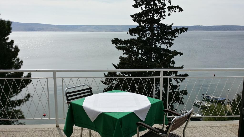 Apartment Buco Starigrad Paklenica Buitenkant foto