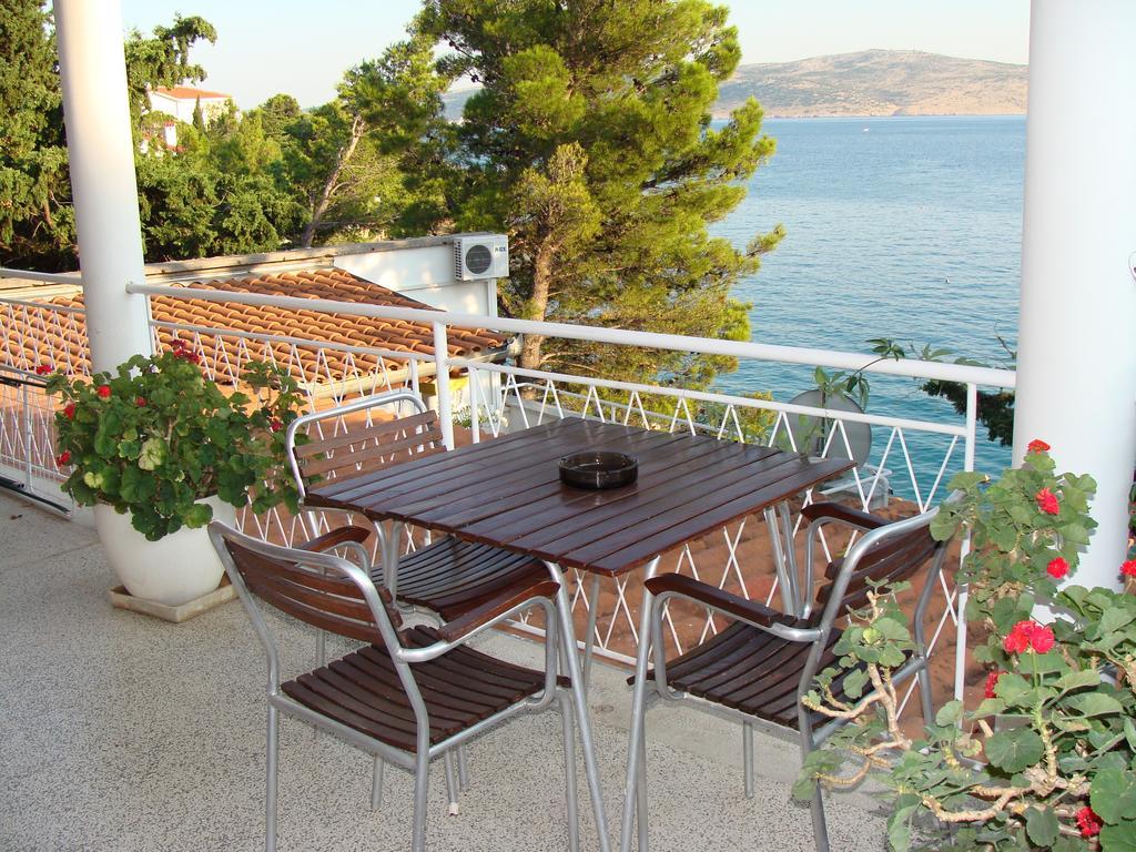 Apartment Buco Starigrad Paklenica Kamer foto